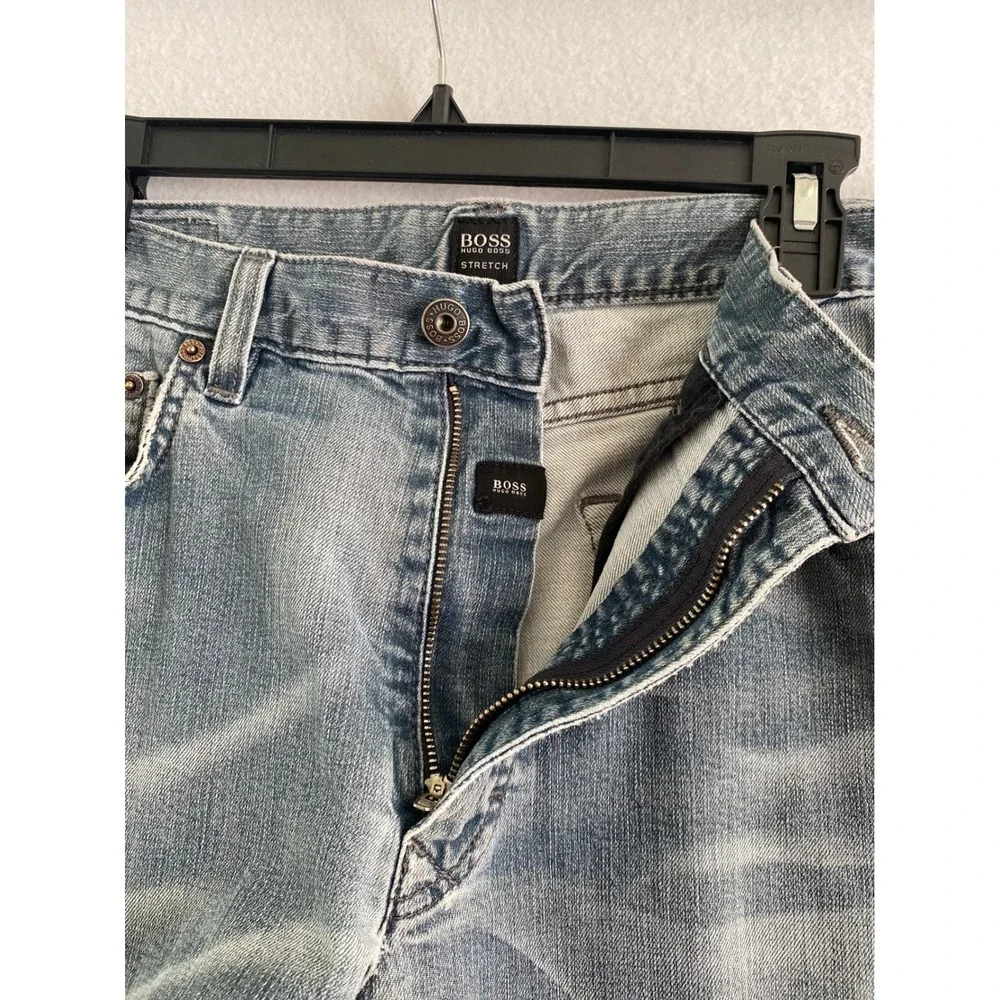 Hugo Boss Texas Jeans Mens 36/34 Light Blue Stretch Straight Leg Distressed